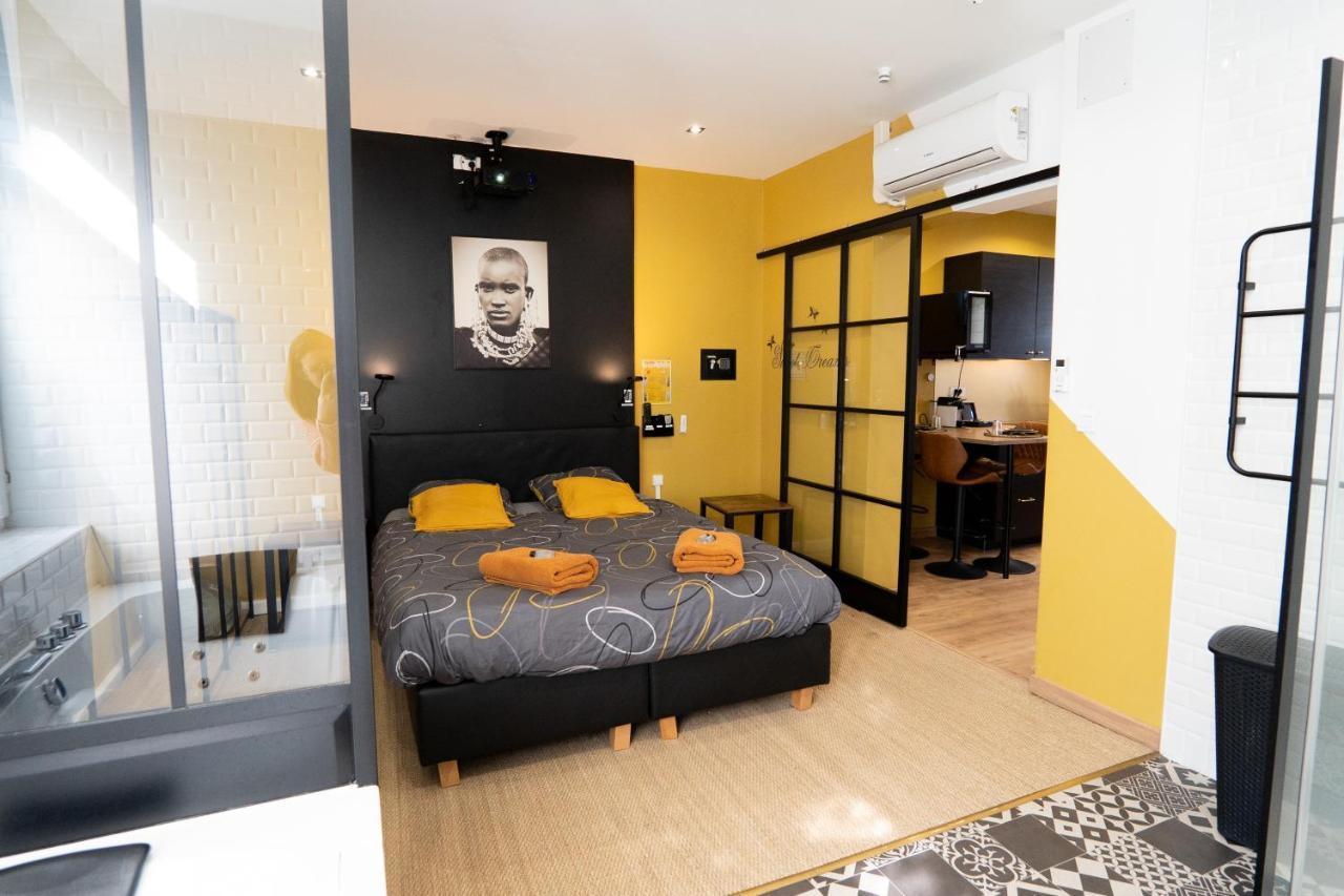 Capsule Premium Balneo & Home Cinema Valenciennes Zewnętrze zdjęcie